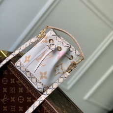 LV Bucket Bags